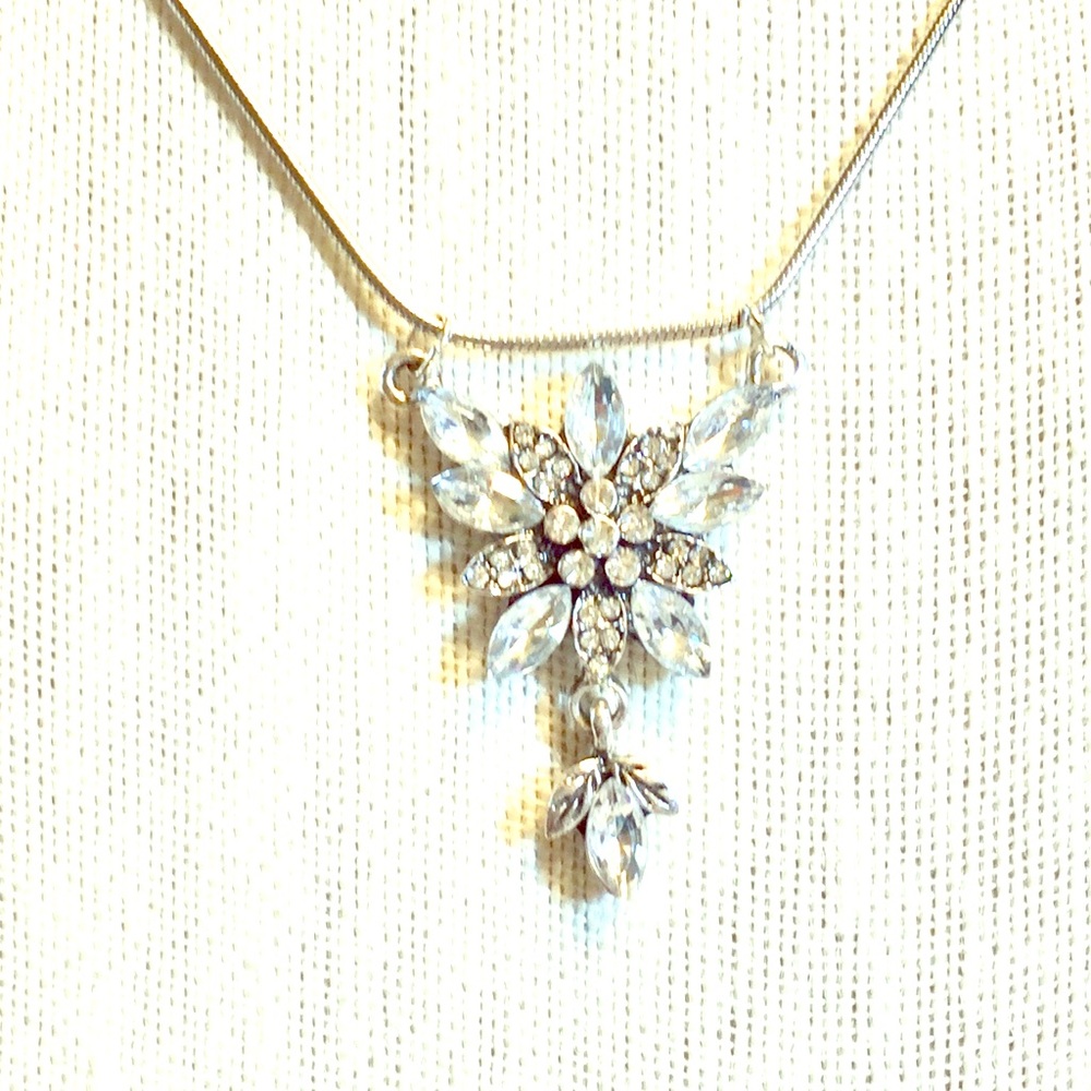 🇺🇸Silver Cut Rhinestones, Elegant,Sterling Chain
